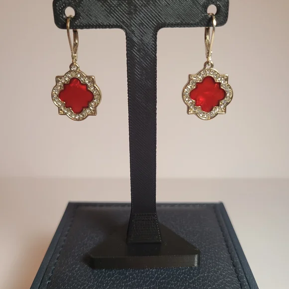 Elegant Red and Gold Earrings - Picture 2 of 6